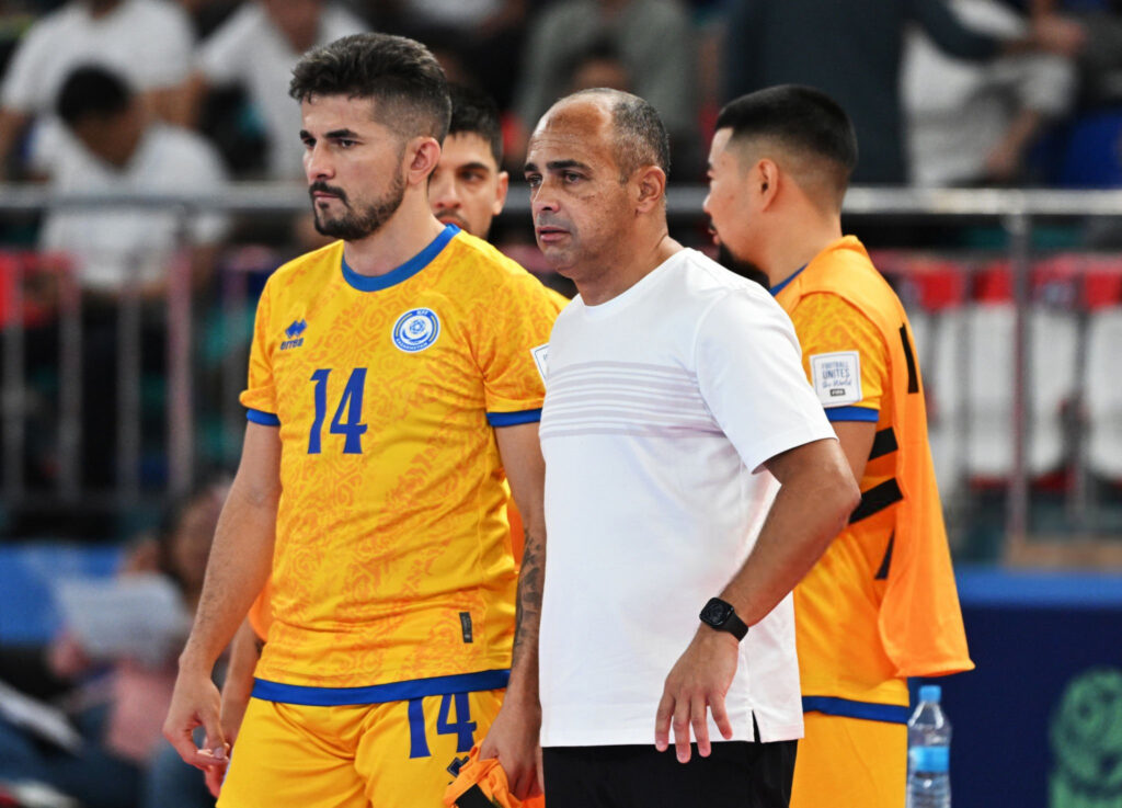 «Ожидаем настоящий футзал»: как Казахстан готовится к решающему матчу с Италией в квалификации Евро Футзал Кака