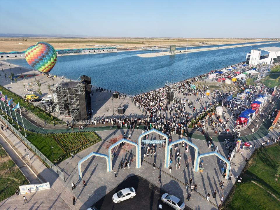 Первый в Центральной Азии гребной канал международного класса построили в Туркестане Гребля