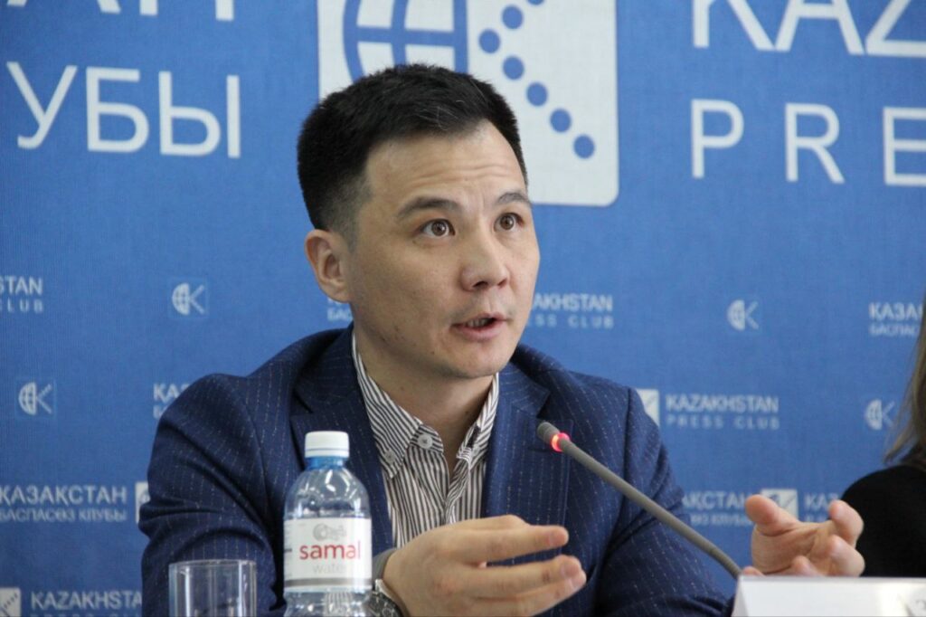 Директор по коммуникациям Freedom Ticketon Азамат Атагельдиев
