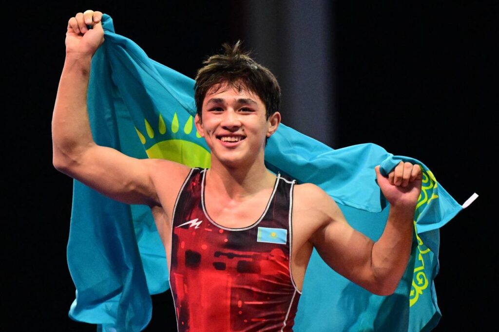 Казахстанский борец Бекасыл Асамбек стал лучшим на юношеских Азиатских играх Бекасыл Асамбек