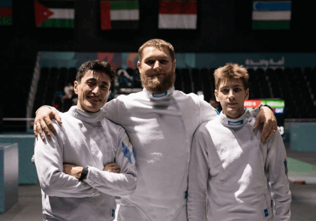 Команда Казахстана по фехтованию завоевала золото на Играх исламской солидарности