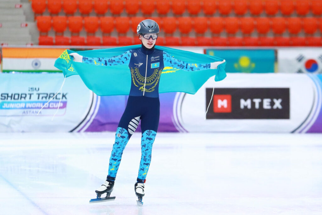Казахстанцы на чемпионате мира по шорт-треку завоевали две бронзы