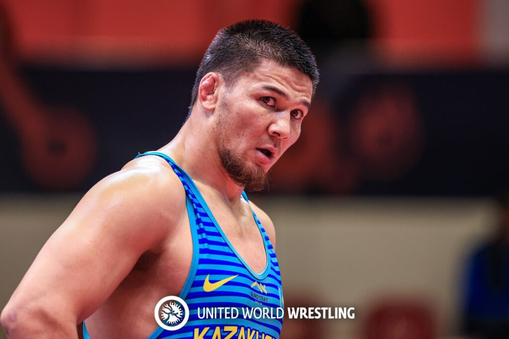 Болат Сакаев завоевал бронзовую медаль по вольной борьбе в Албании Вольник Болат Сакаев