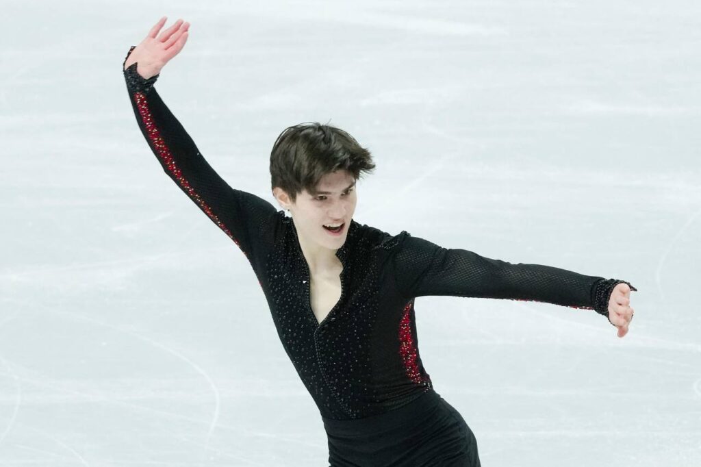 Казахстанский фигурист Диас Джиренбаев дебютировал на чемпионате мира Диас Джиренбаев