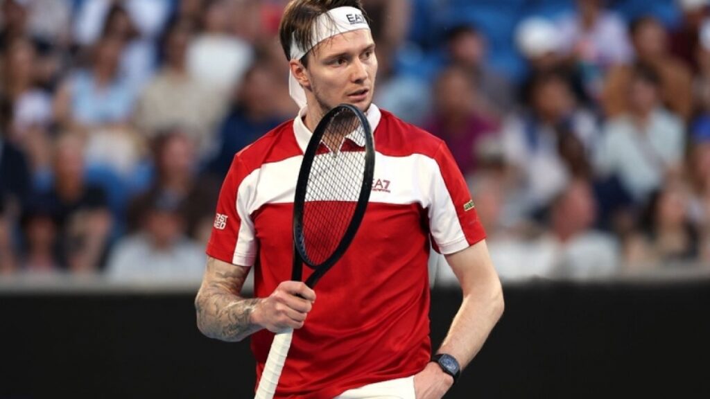 Александр Бублик вышел в полуфинал турнира ATP 250 в Швейцарии