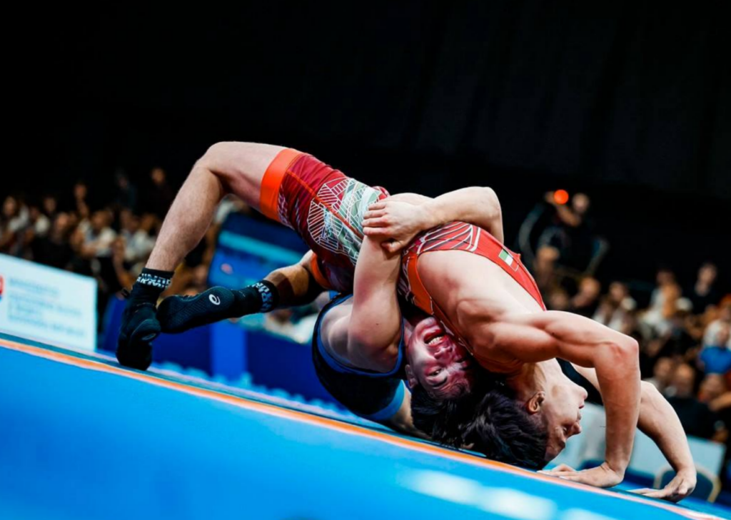 Казахстанский борец завоевал золото Чемпионата мира U20